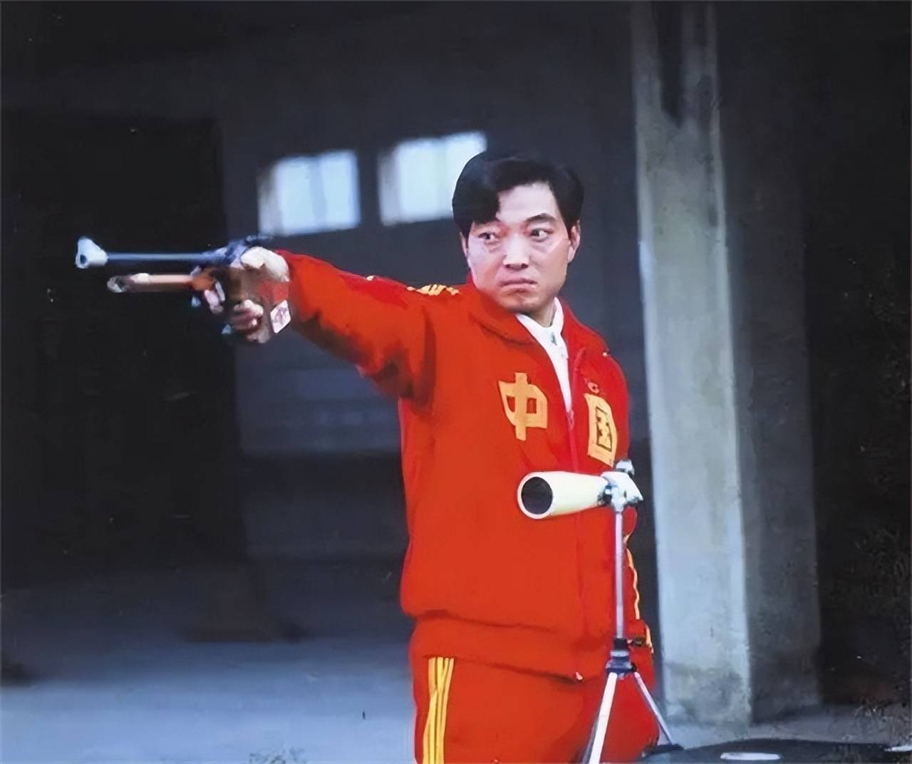 委内瑞拉选手在射击比赛取得冠军
